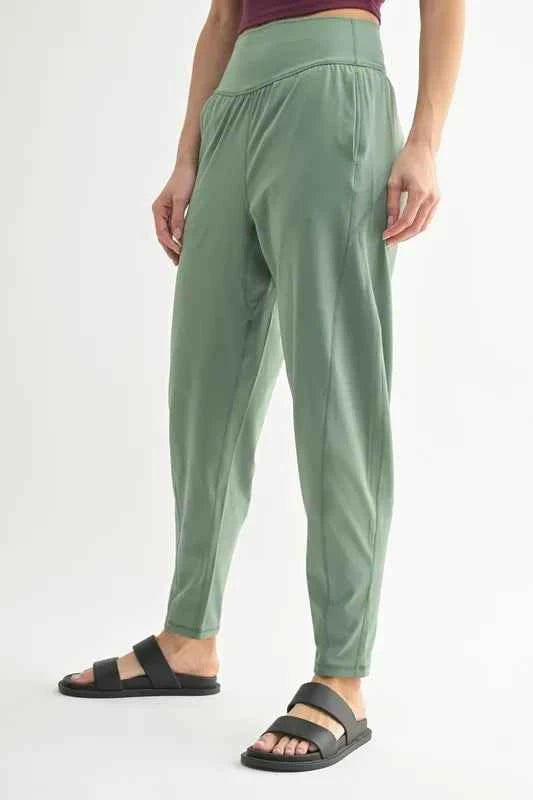 MONO B Flowbarrel High Waist Active Pants